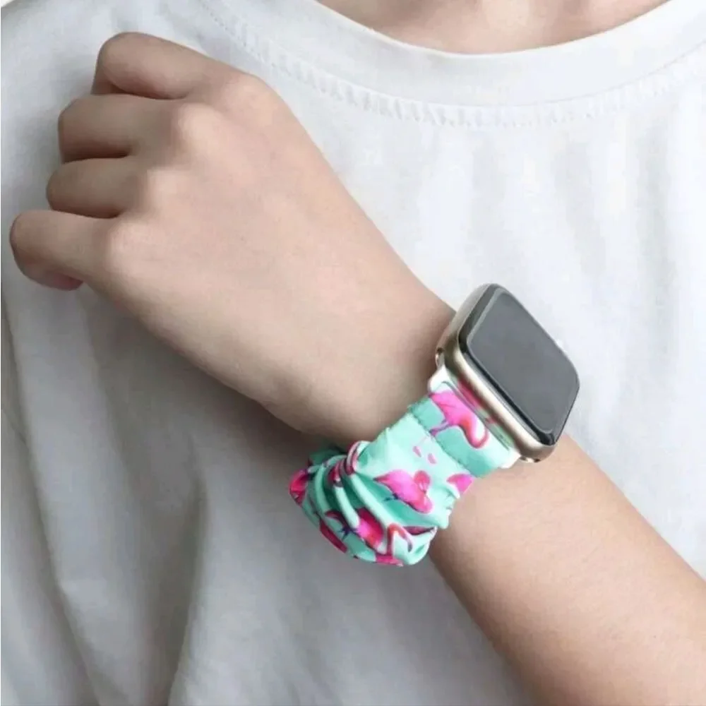 Flamingo Pattern Scrunchie Apple Watch Band - Picture 4 of 7
